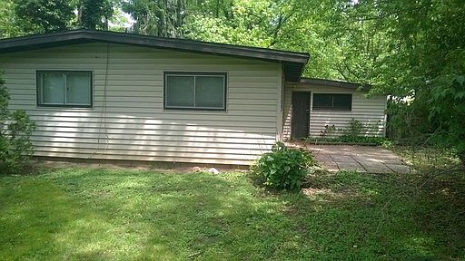 3rd image of 760 Bobbins Ln