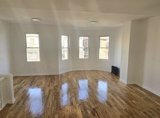 3248 107th St, Flushing, NY 11369