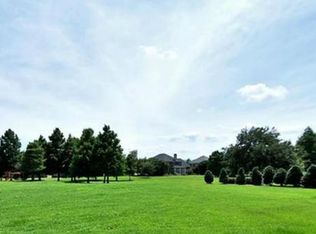 44 Castle Pines, New Orleans, LA 70131