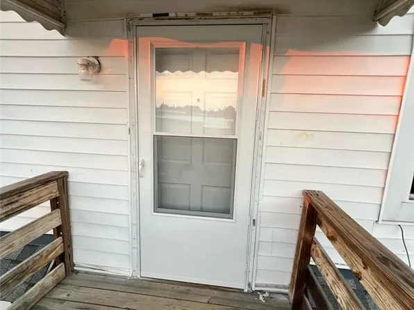 401 S Clinton Ave #C, Dunn, NC 28334