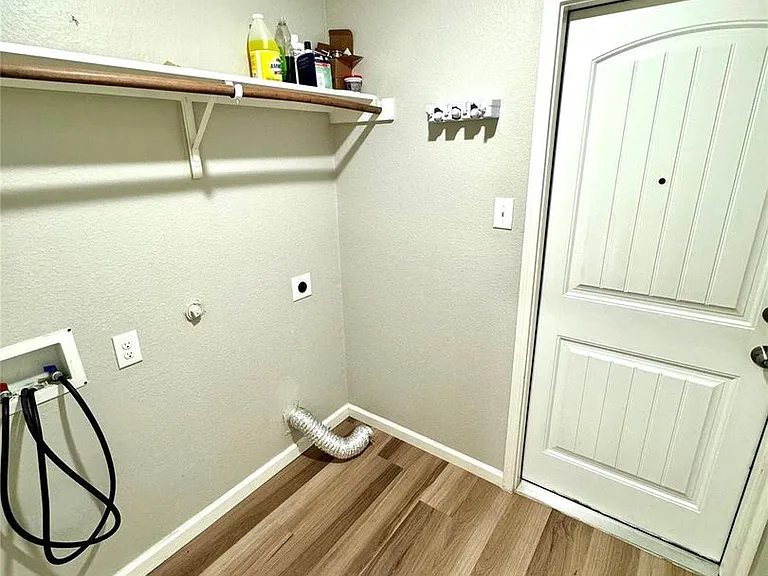 1812 Arbordale Way — Photo 12