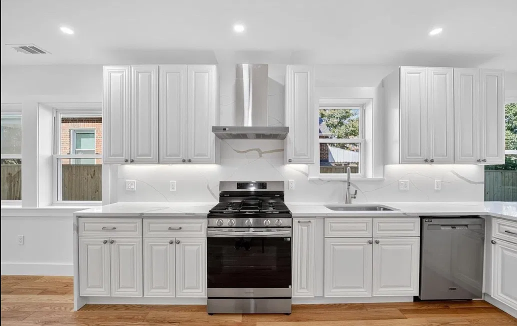 1516 Evarts St NE — Photo 4