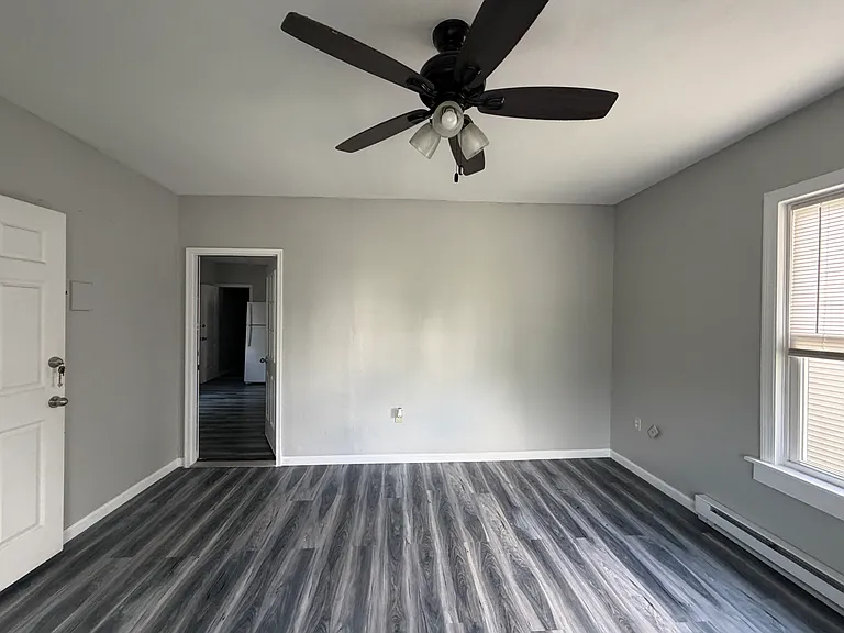 56 Vine St #1E — Photo 3