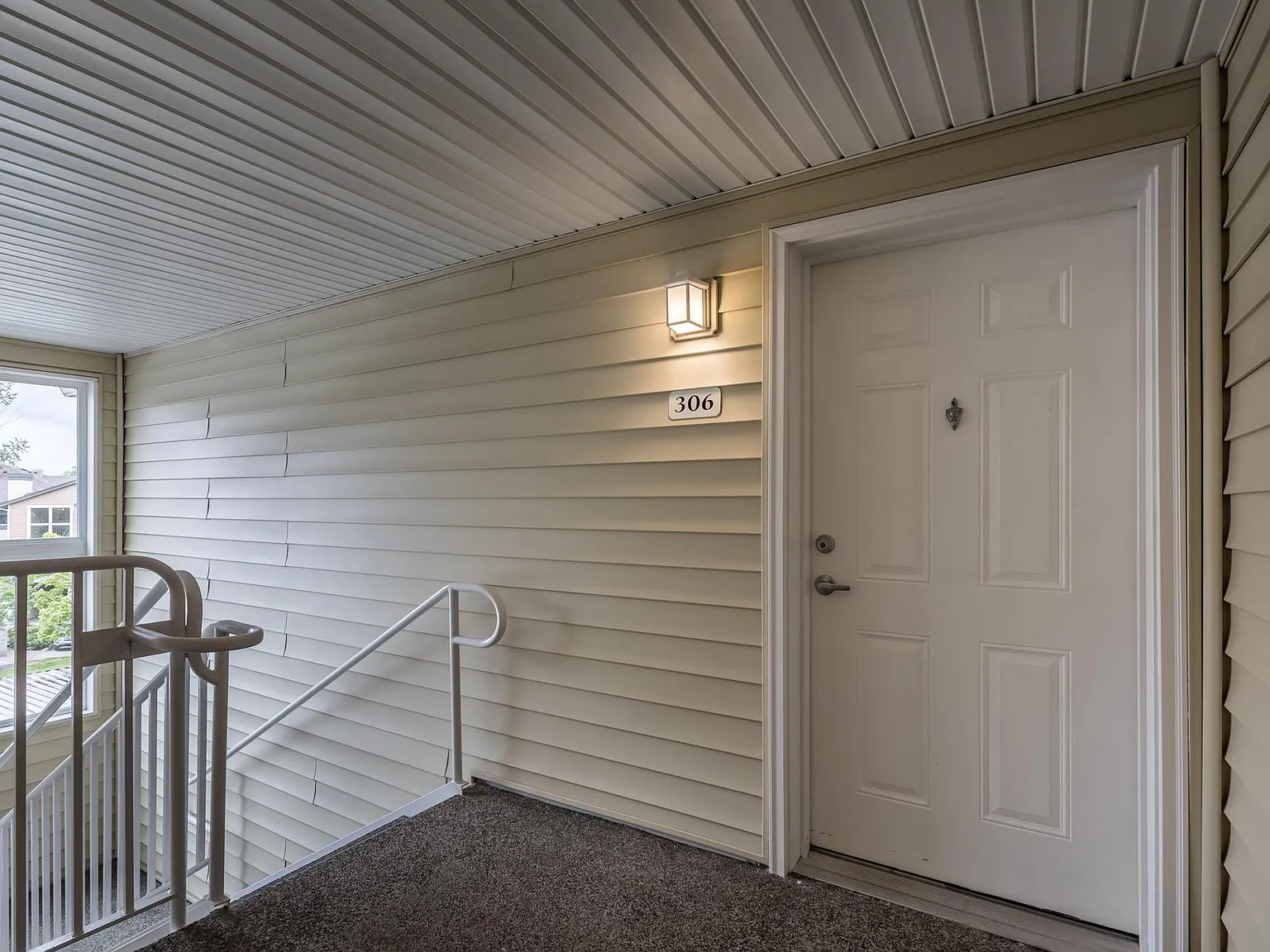 1 bed, 650 sqft, $1,550 — Photo 2