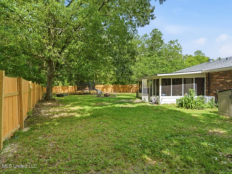 2616 W Angela Cir — Photo 21