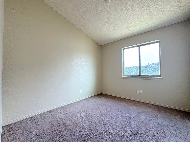 14064 Tierra Halcon Dr — Photo 22