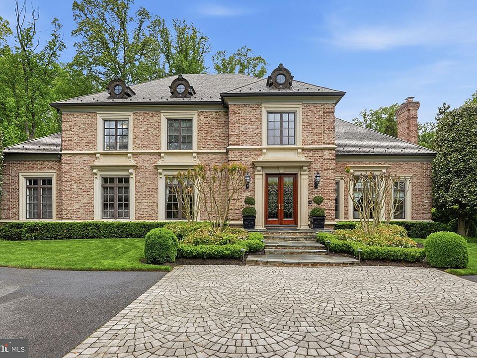 1st image of 1204 Daviswood Dr