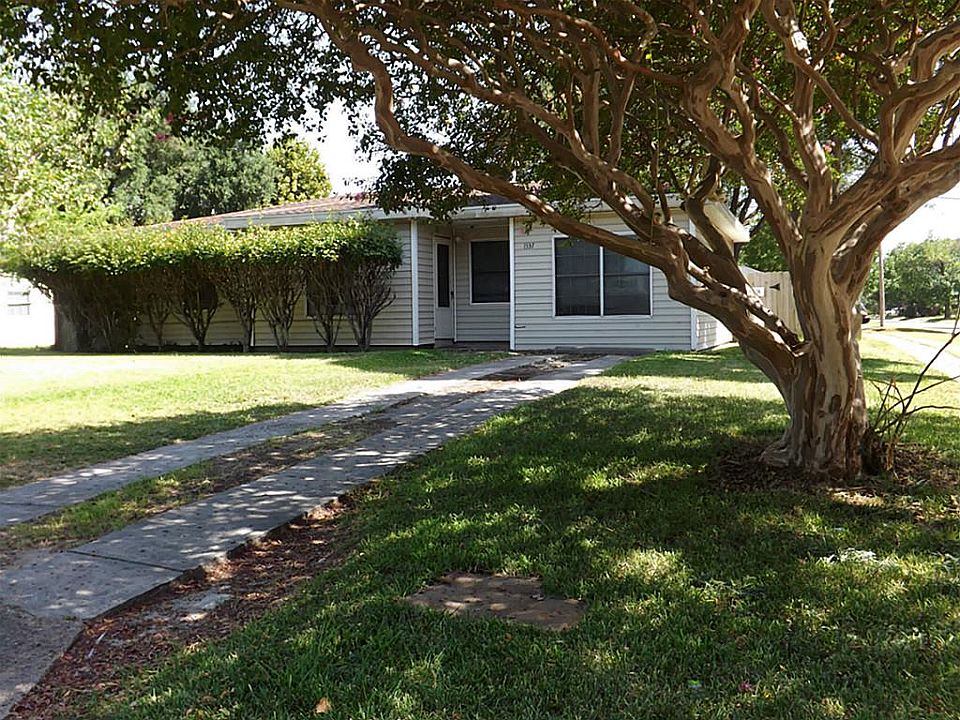 1st image of 1537 4th Ave N