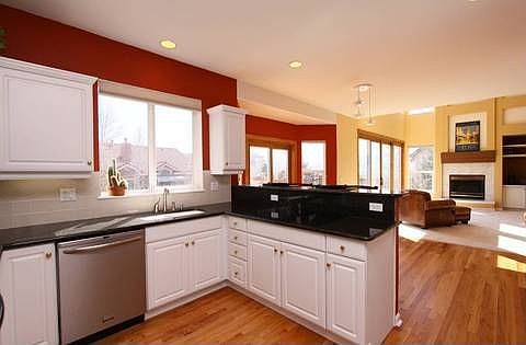 05- Newly remodeled kitchen