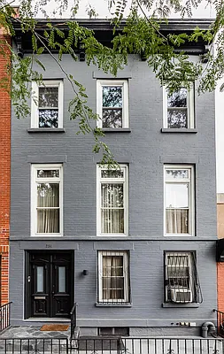 Sold by Compass | media 13