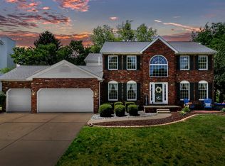 12 Red Stone Ct, Bloomington, IL