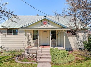 521 Broadway Ave, McCloud, CA 96057