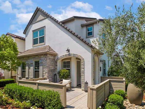 3288 Crocker Dr, Sacramento, CA 95818