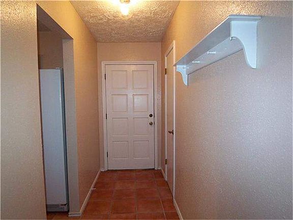 3rd image of 3427 Luton Park Dr