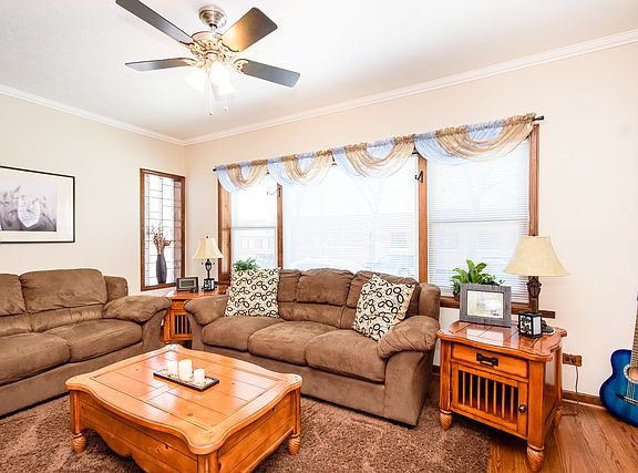 4th image of 5525 N McVicker Ave