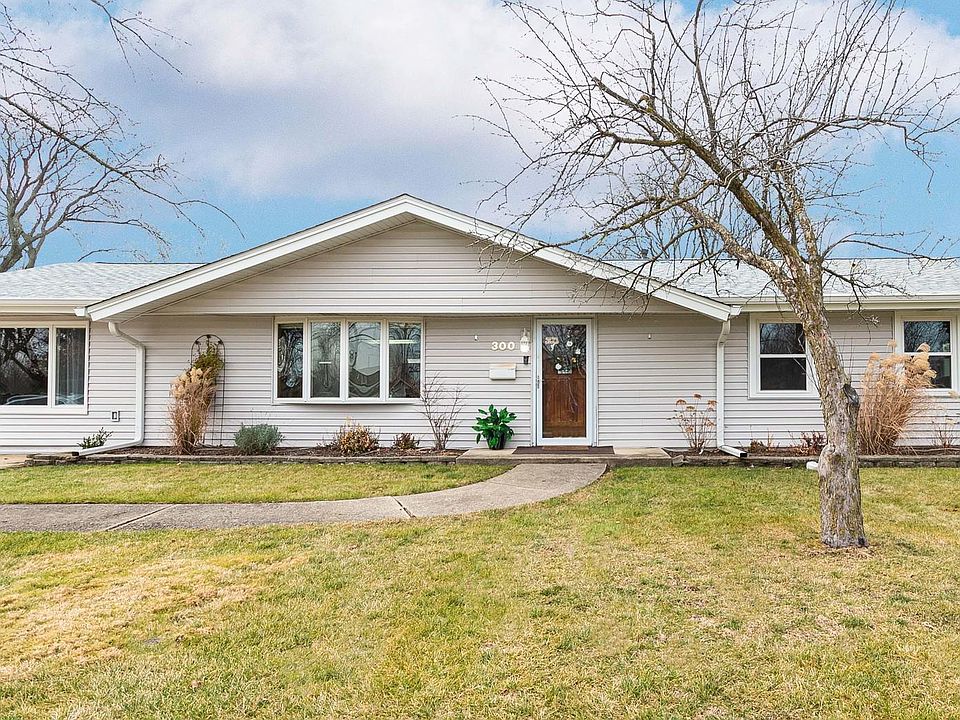 1st image of 300 Wakefield Ln