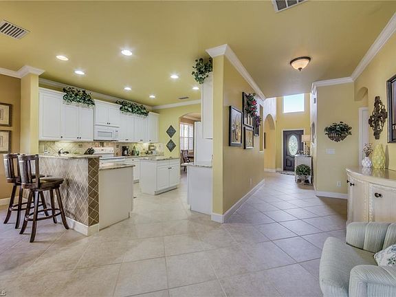 4th image of 20306 Torre Del Lago St
