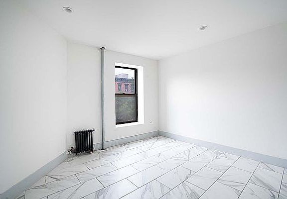 2nd image of 116 E 116th St #2B