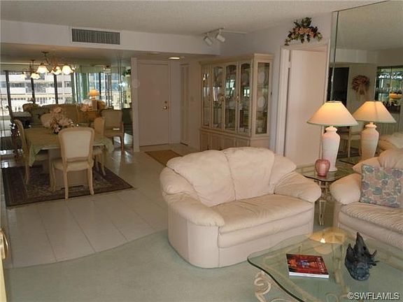 4th image of 4005 Gulf Shore Blvd N APT 702