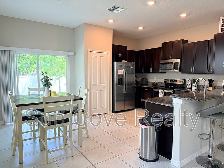 10454 Shady Preserve Dr — Photo 3