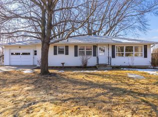 8136 Quamoclit, Victoria, MN 55386