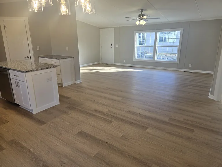 223 E Park Ave — Photo 19