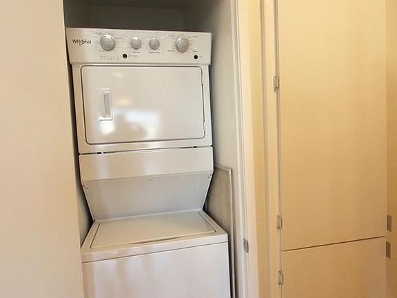 5th image of 11835 Dorothy St APT 10