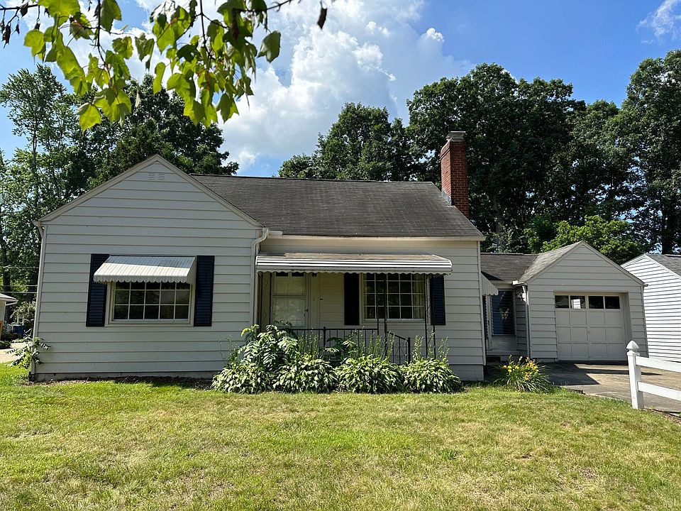 1st image of 1243 Taggart St NW