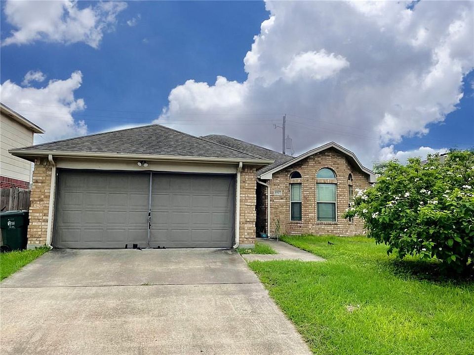 1st image of 6813 Blue Skyway Dr