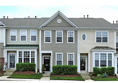 7835 Spungold St Photo 1