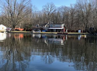 4425 Cordley Lake Rd, Pinckney, MI 48169