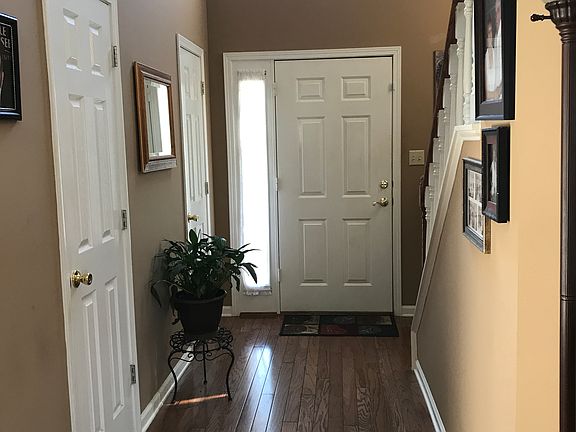 foyer with hardwood