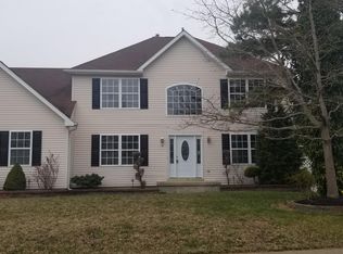 100 Wygate Dr, Egg Harbor Township, NJ 08234