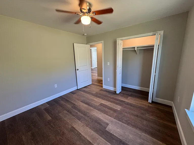 502 Shannon Ave — Photo 9