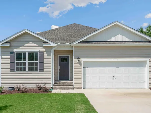 100 Babbling Creek Dr, Youngsville, NC 27596