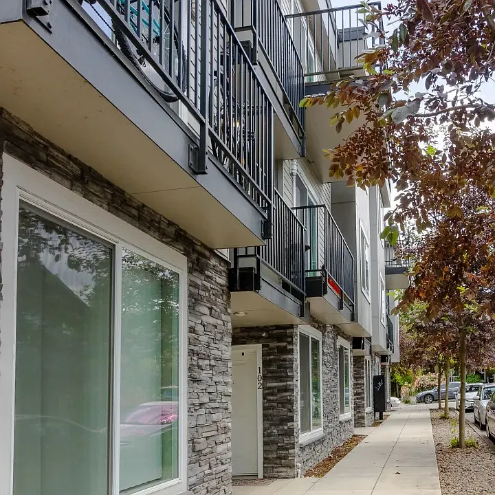 5350 SE 18th Ave