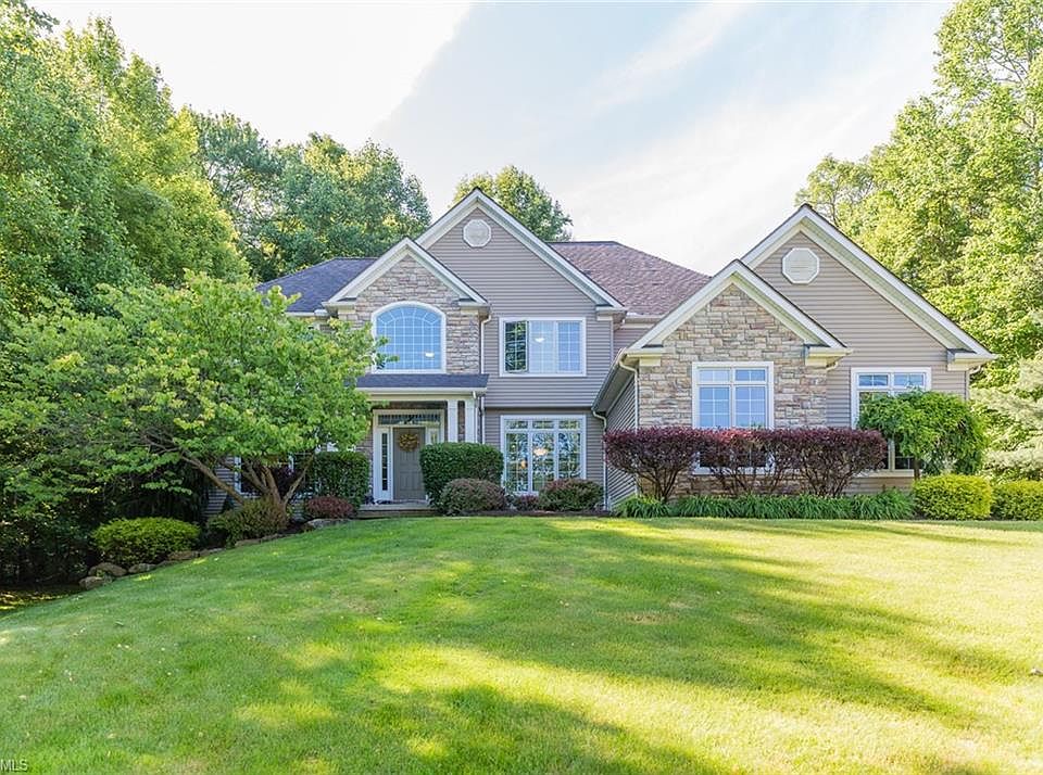 1st image of 18275 Hearthstone Ln