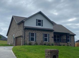 3111 Sagegrass Dr, Louisville, TN 37777