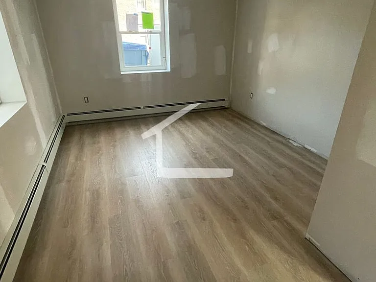 209 Saint Paul St #B — Photo 5