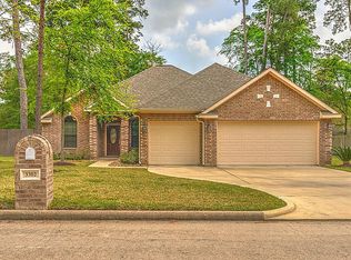 3302 Hemingway Dr, Montgomery, TX 77356