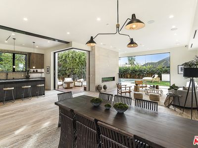 8566 Colgate Ave, Los Angeles, CA, 90048