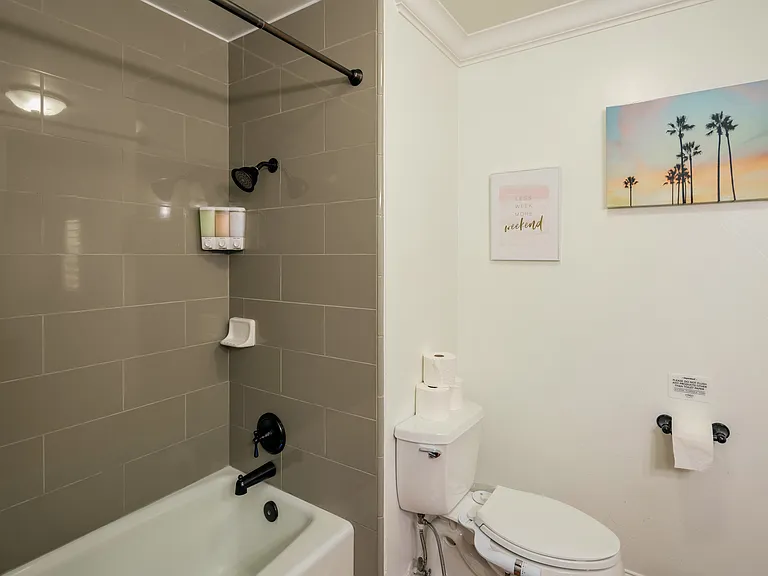 6519 N Mariposa St — Photo 31