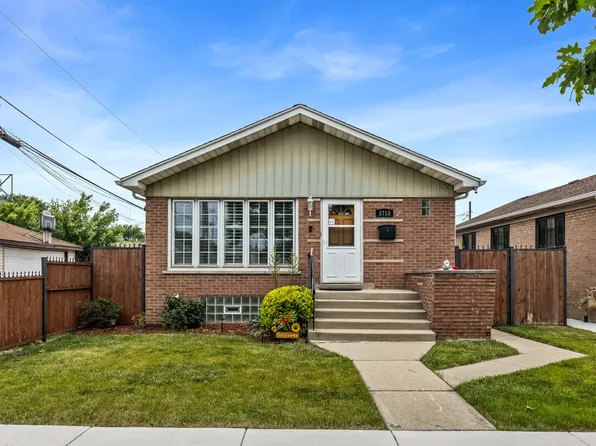 5710 W 58th St, Chicago, IL 60638
