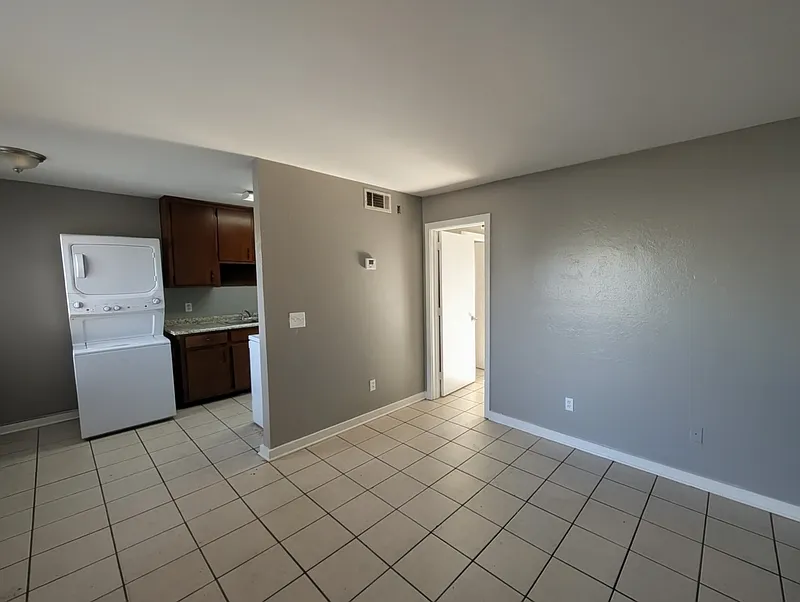 205 Lovelace Dr #1