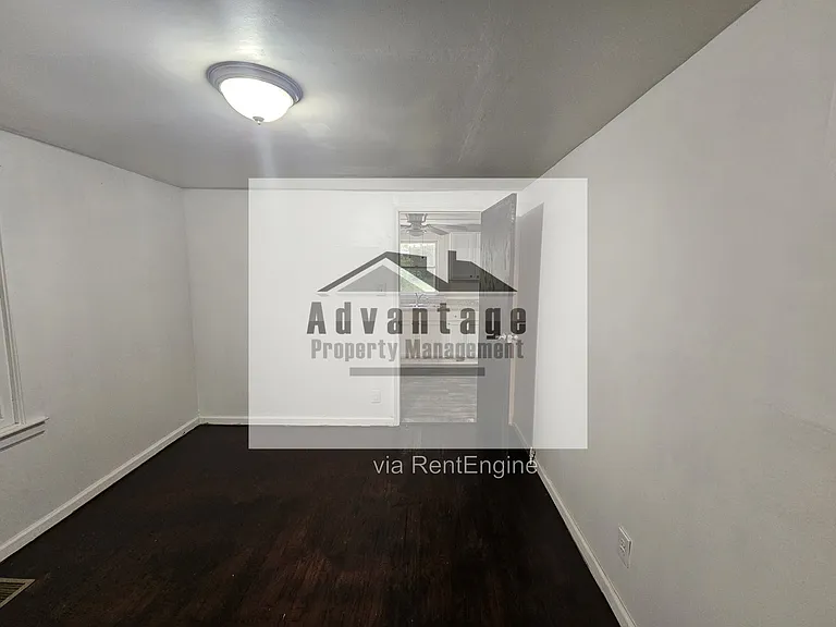 418 E Brooks Ave — Photo 7