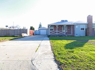 1493 E Sequoia Ave, Tulare, CA