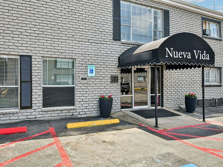 Nueva Vida Apartments — Photo 46