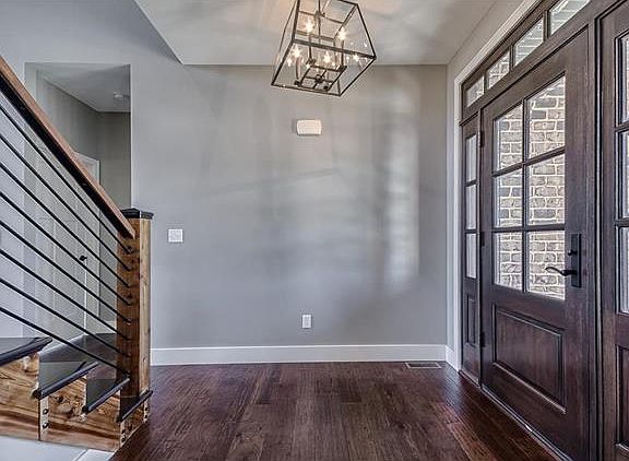 4th image of 1516 Oglesby Dr