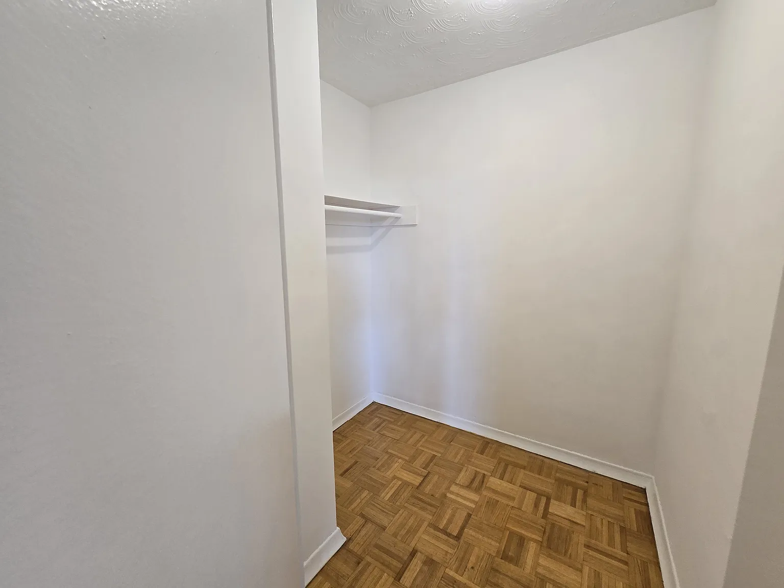 2 bed, 1020 sqft, $2,200 — Photo 1