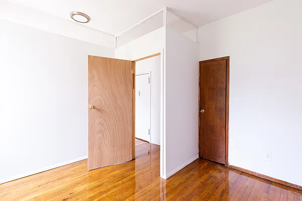 Rented by City Connections Realty | media 19